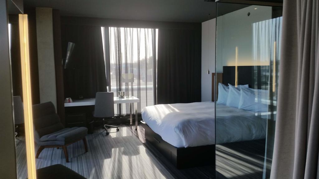Grand Times Hotel ดรัมมอนวิลล์ ภายนอก รูปภาพ